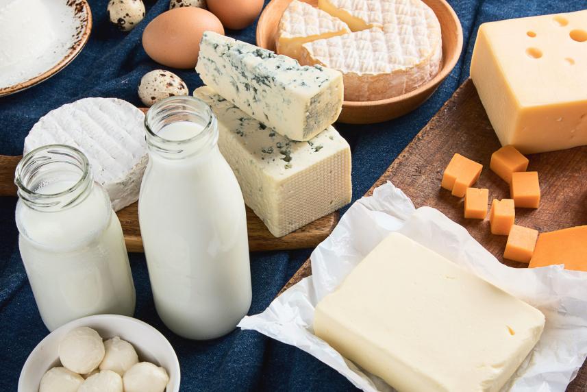 Photo: Calcium-rich dairy foods: milk, cheeses.