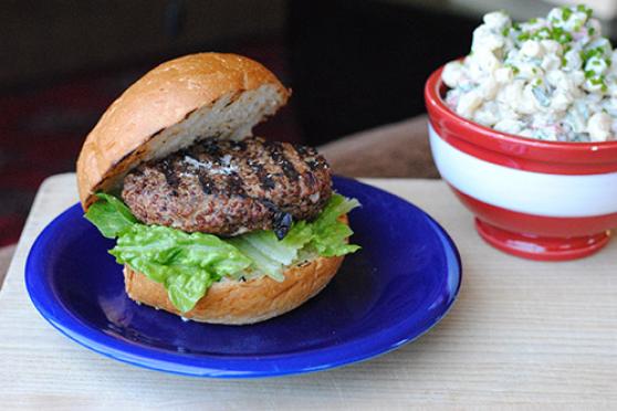 Mediterranean Beef Burgers with Whole Grains