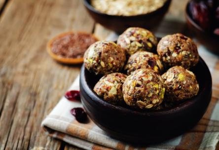 Cranberry Pistacchio Power Bites
