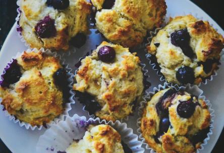 Healthy Smoothie Muffins